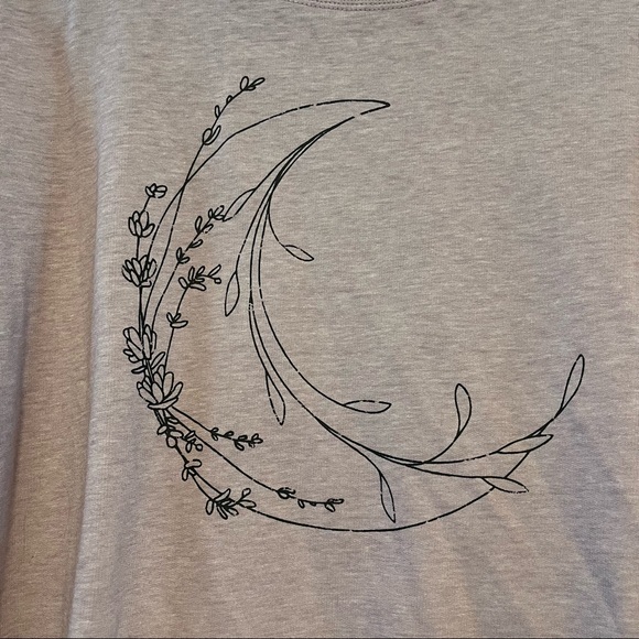 C&C California | Graphic Moon Sweatshirt - Picture 4 of 14